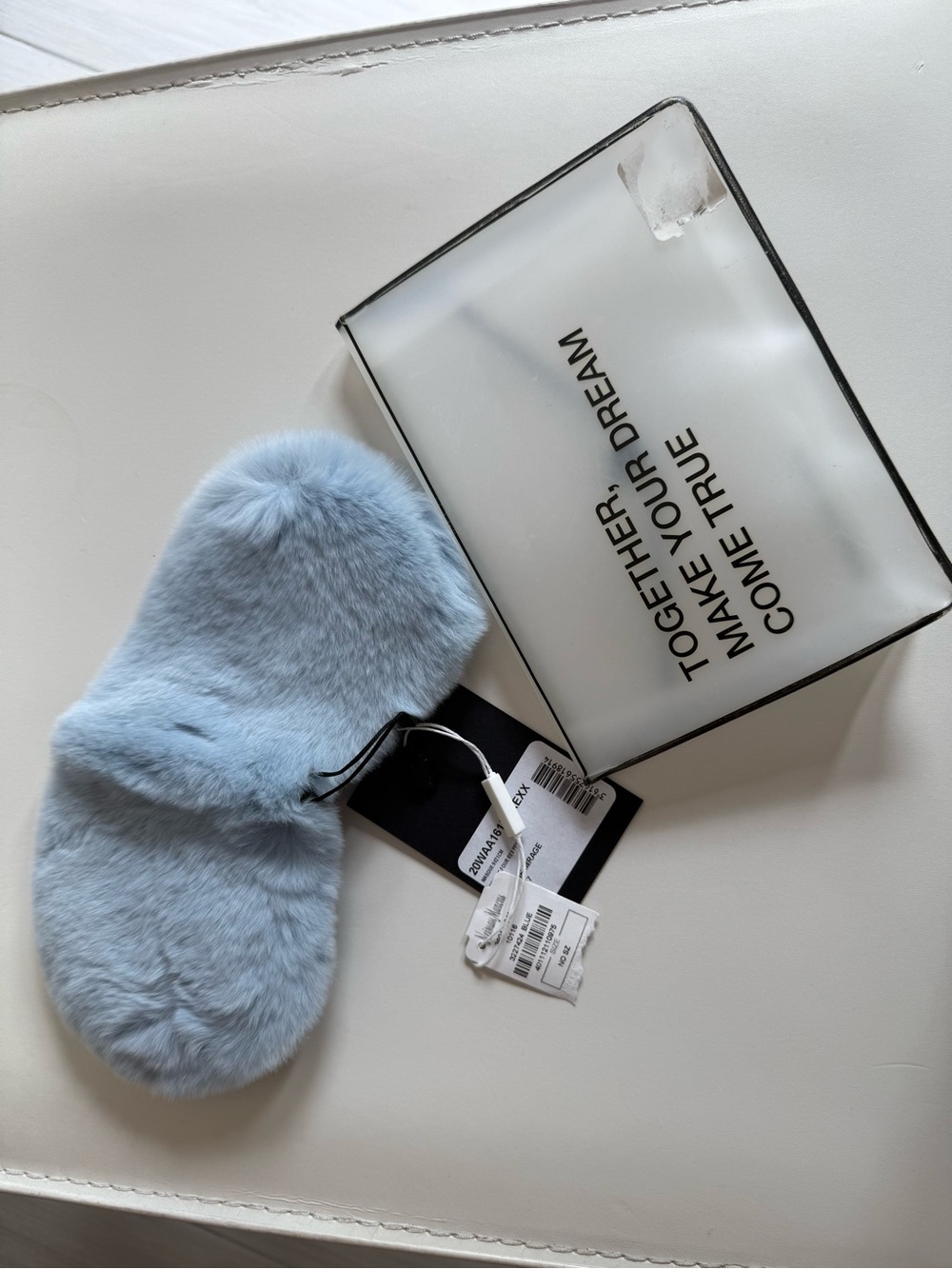 Yves Salomon NWT Rabbit & Silk sleep mask. Light Blue